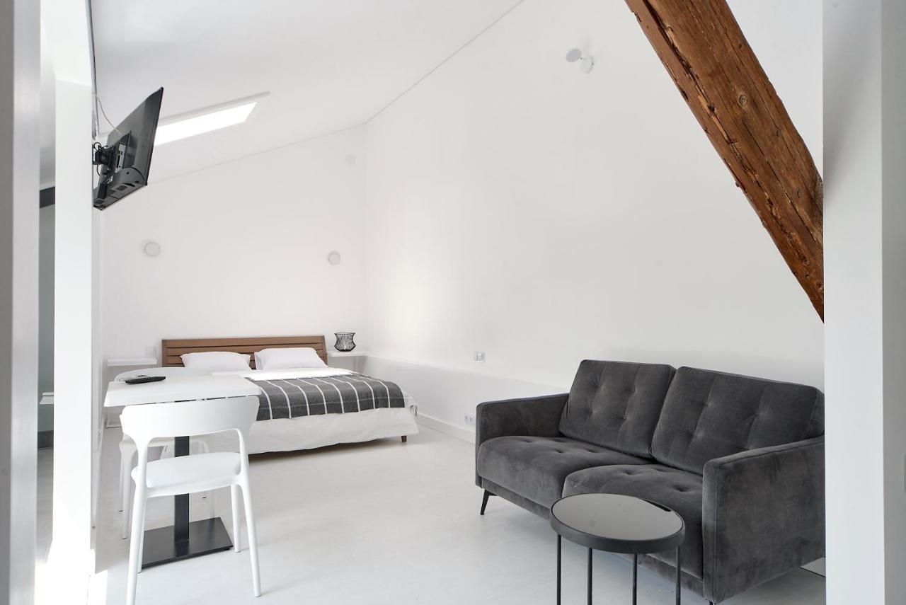 White Door Apartments Mansard Heart Of Odessa 2 外观 照片