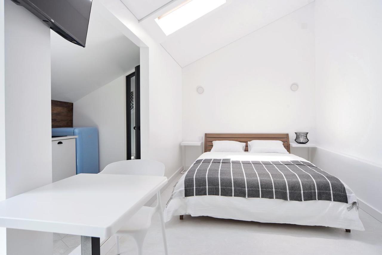 White Door Apartments Mansard Heart Of Odessa 2 外观 照片